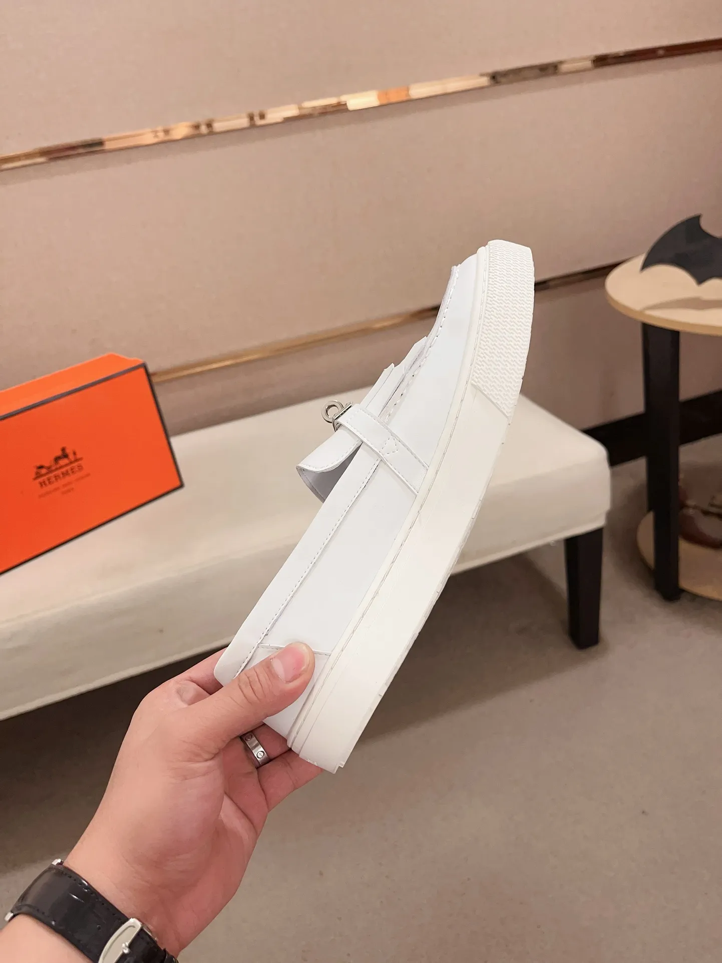 Men's clothing and shoes💰: 420💰《HERMES》【Classic Original Version】Hermès; Top 🔝 Purchasing Agency 🔍🔍Men's latest 🇺🇸 counter sales simultaneously, original ▲▲cowhide imported from Italy ▲▲Exquisite workmanship (Italian 🇮🇹Imported water-dyed 🐂cowhide lining) sole: original sole provided by the original factory, ⚠️exclusive double-layer activity·TPR·rubber·combined molded outsole; Code number: 38-44 (45/46 can be customized, non-refundable)